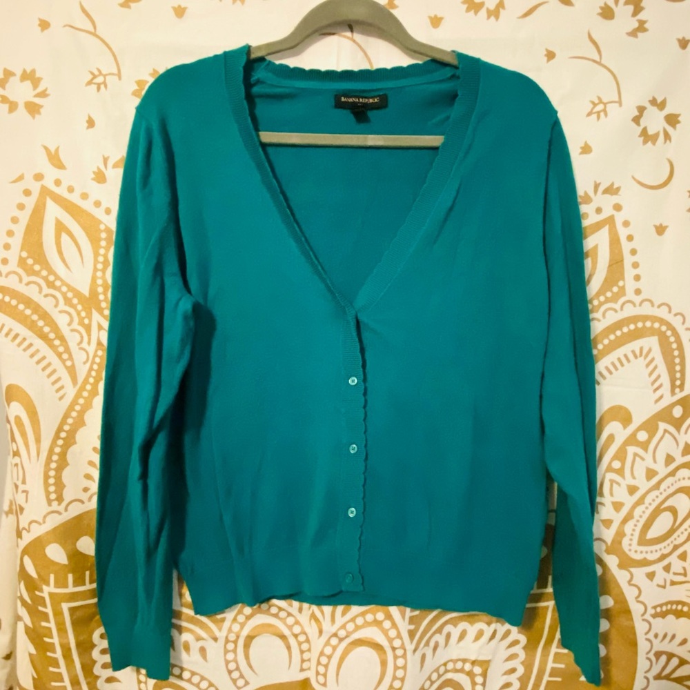 Banana Republic Scalloped Cardigan